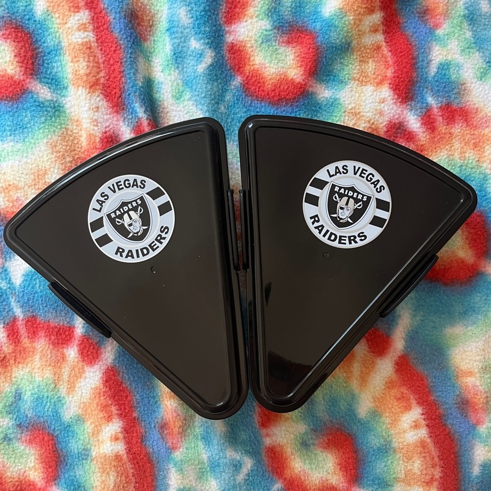 Raiders NFL Plastic Pizza Containers